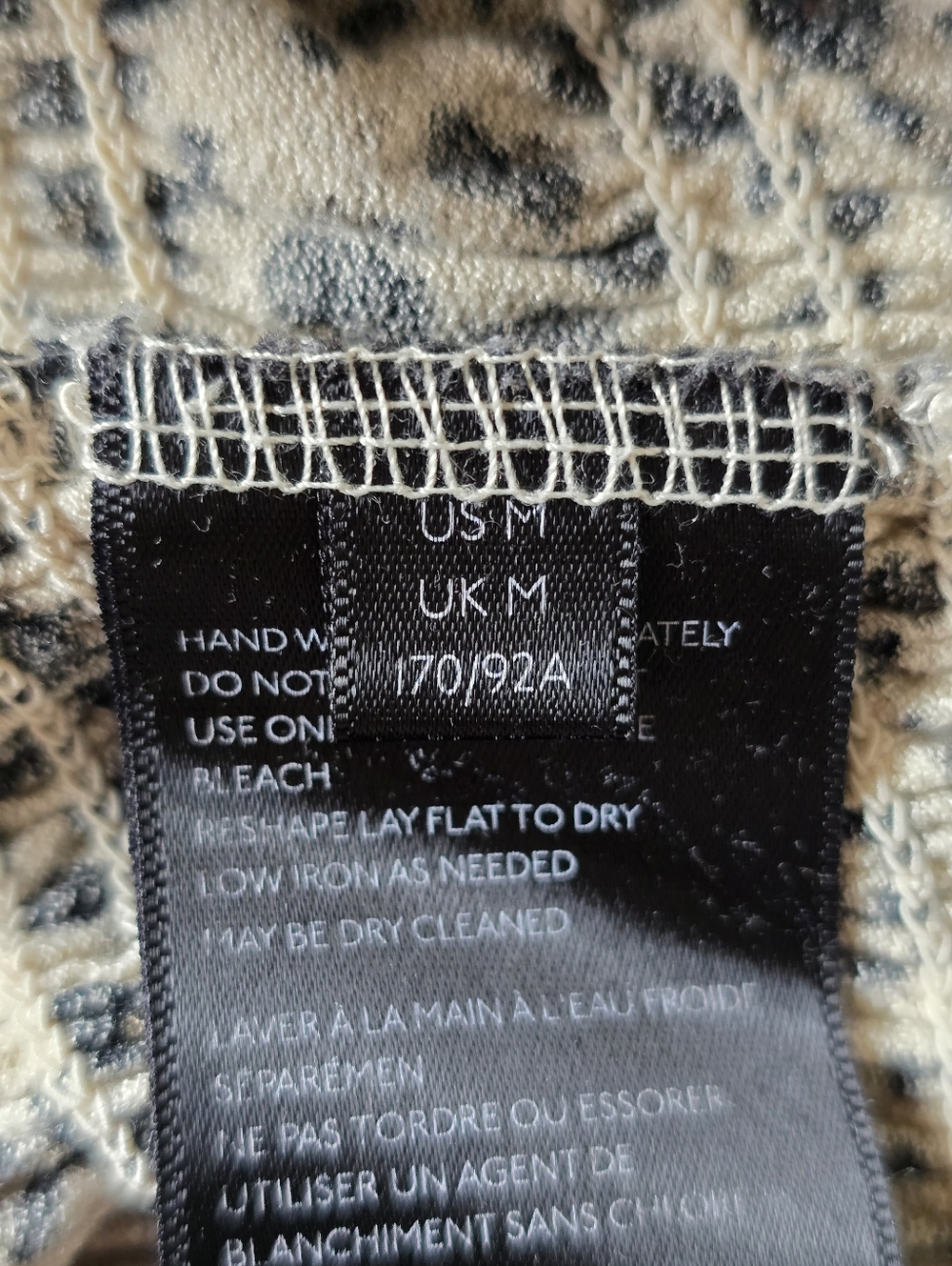 Urban Outfitters Croppee Leopard Print Smocked Top Size Medium - Picture 11 of 12